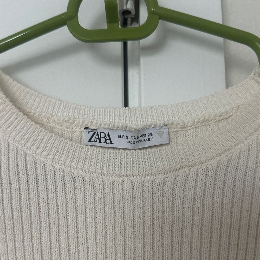 Zara Ruffled Ribbed Top - Picture 4 of 4